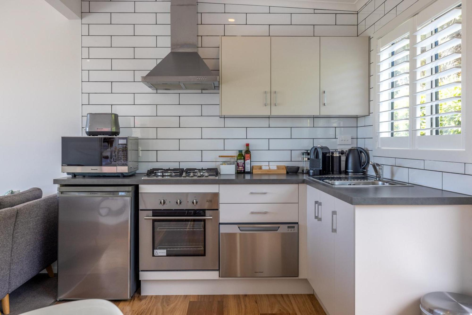 Te Whau Bach Apartments - Stay Waiheke Te Whau Bay Zewnętrze zdjęcie